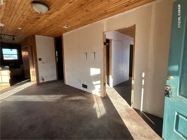 $95,000 | 406 Catherine Street, Cherryvale, KS 67335