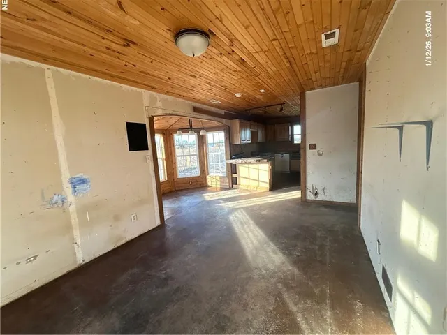 $95,000 | 406 Catherine Street, Cherryvale, KS 67335