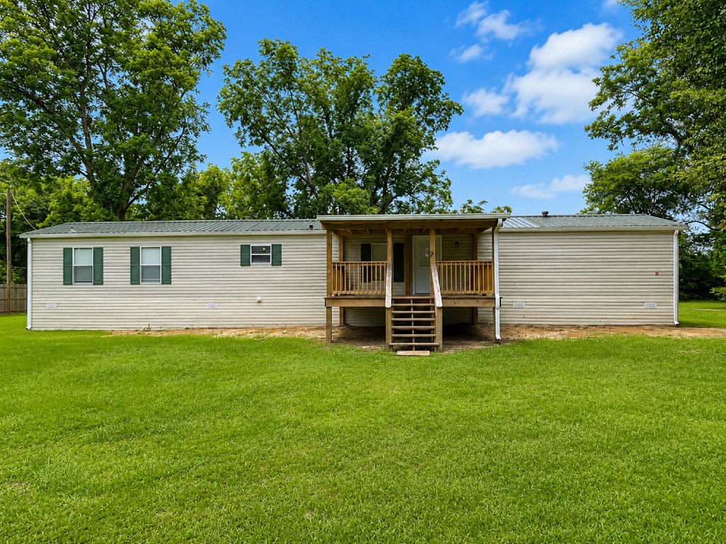 2110 Hickory Grove Road Cottonwood, AL 36320 - Photo 2 of 20