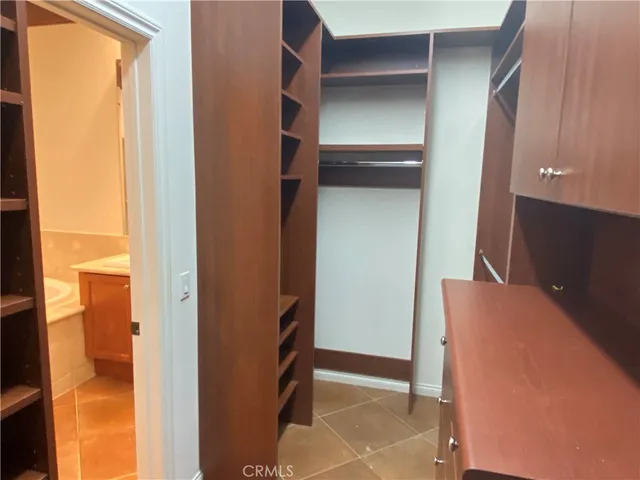 a view of walk in closet