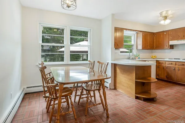 $6,500 | 5 Bronze Court, Huntington, NY 11743