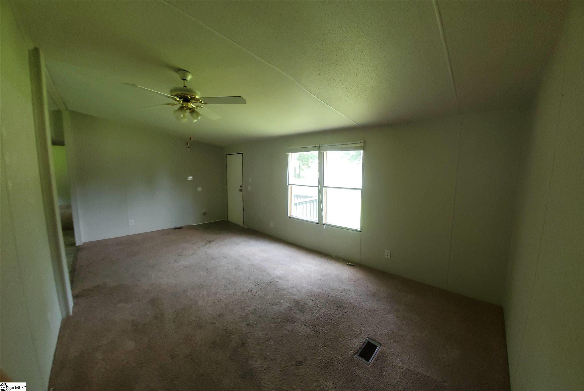 108 Johnson Road Easley, SC 29642 - Photo 4 of 13