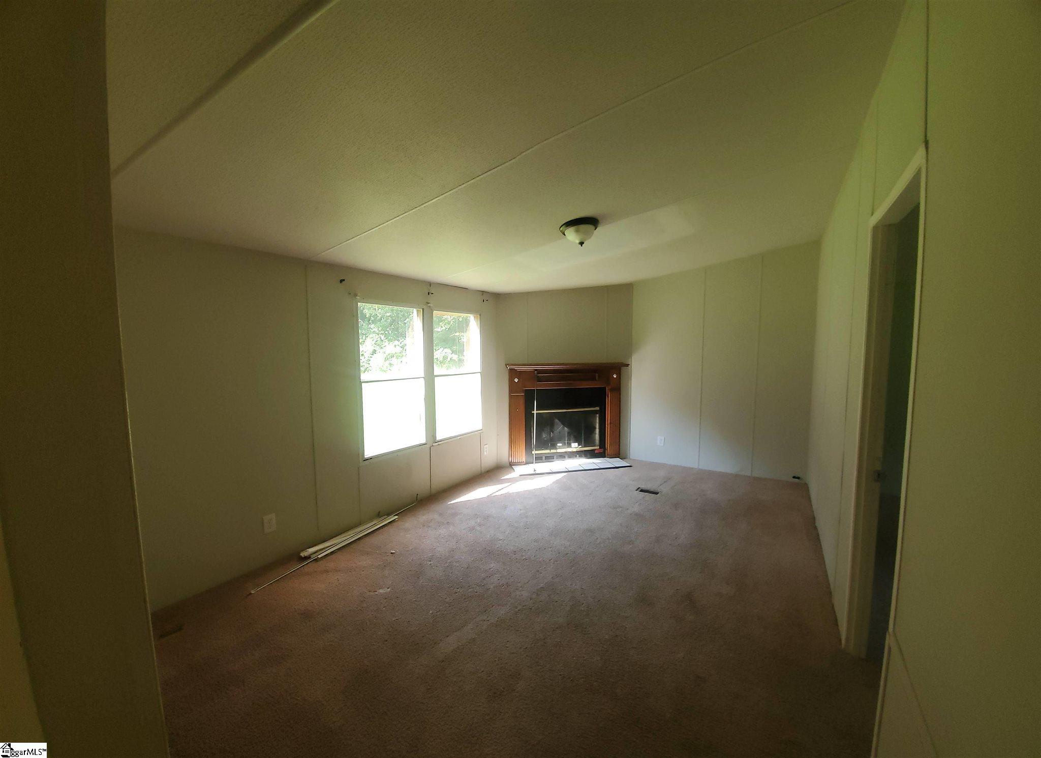 108 Johnson Road Easley, SC 29642 - Photo 5 of 13