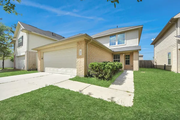$2,000 | 882 Darbydale Crossing Lane, Houston, TX 77090