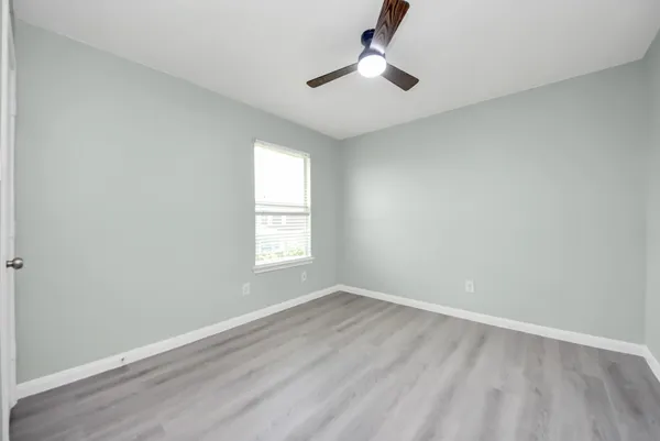$2,000 | 882 Darbydale Crossing Lane, Houston, TX 77090