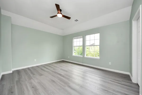 $2,000 | 882 Darbydale Crossing Lane, Houston, TX 77090