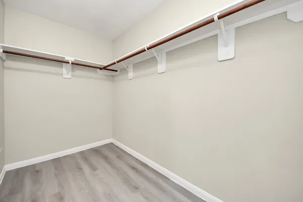 $2,000 | 882 Darbydale Crossing Lane, Houston, TX 77090