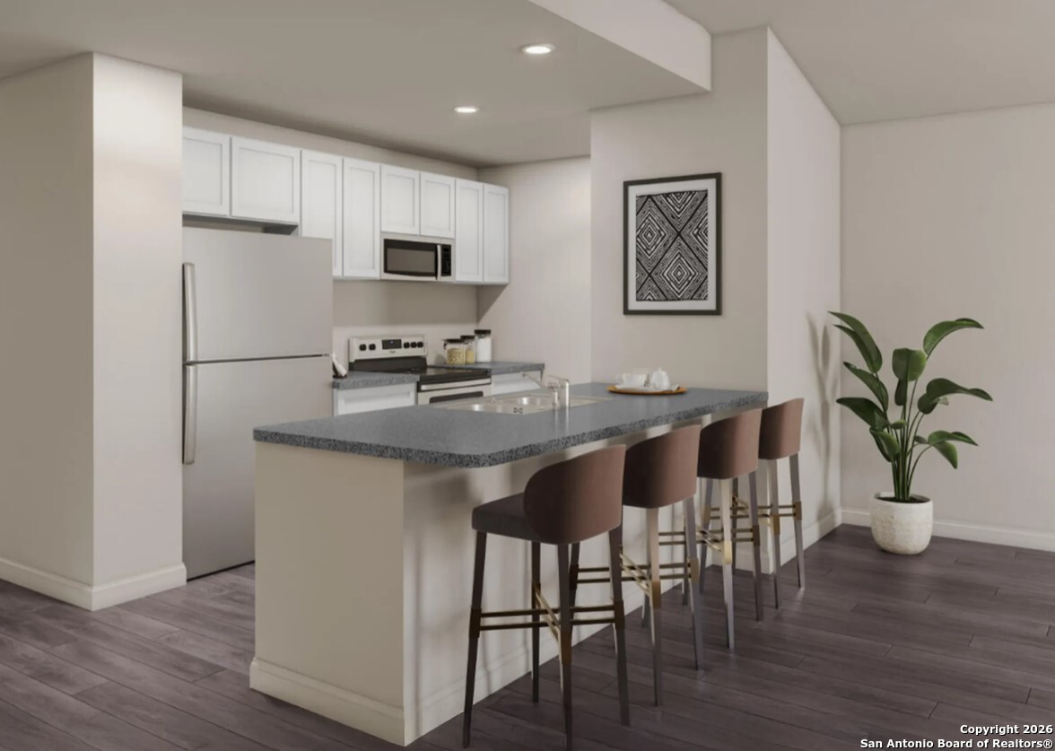 125 Sutton Place Uvalde, TX 78801 - Photo 4 of 11