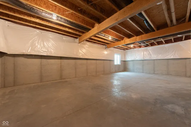 $485,000 | 7042 Pinnacle Drive, Columbus, IN 47201