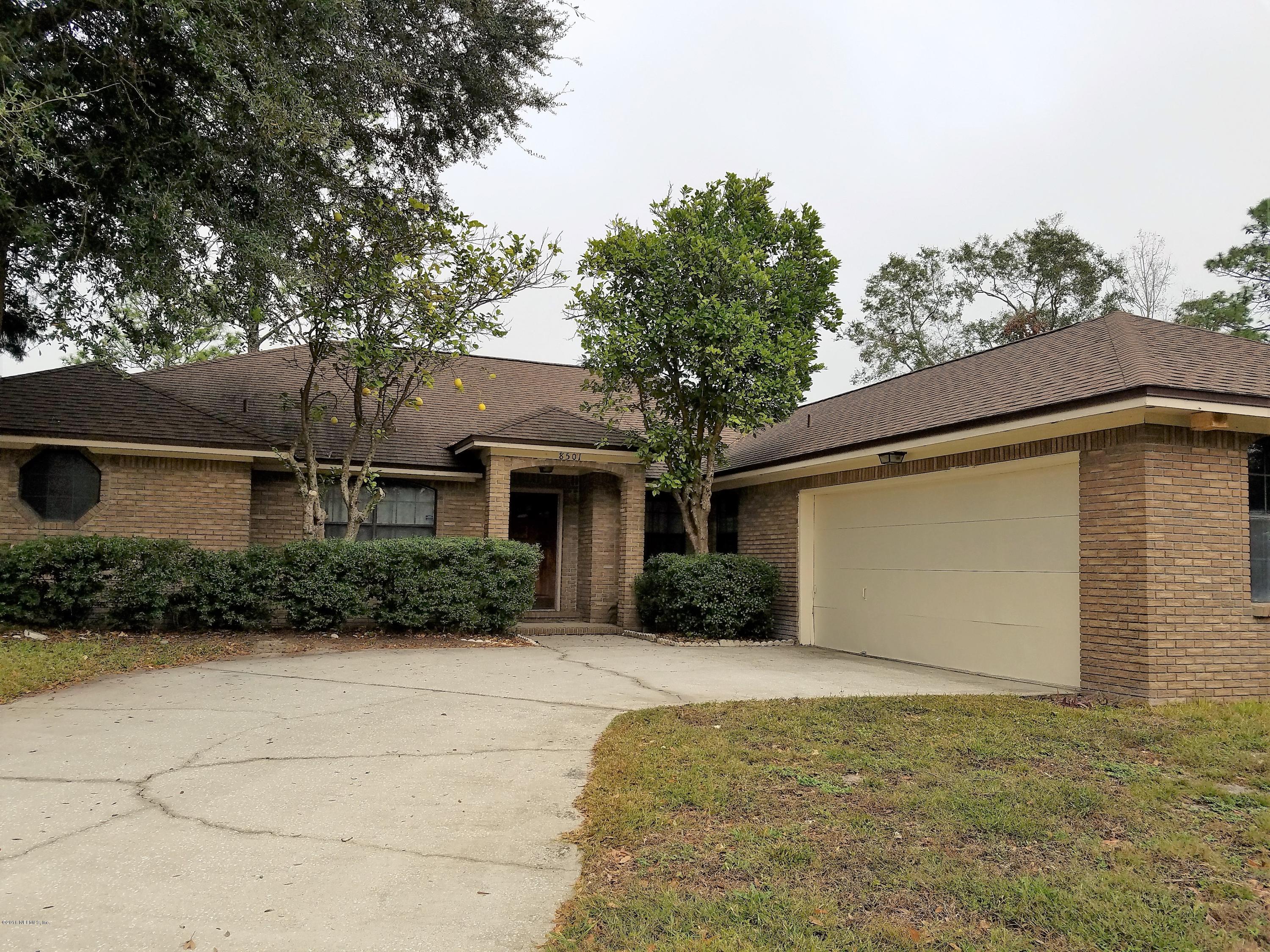 8501 Hamden Road Jacksonville, FL 32244 - Photo 2 of 33 20161219_115951_001