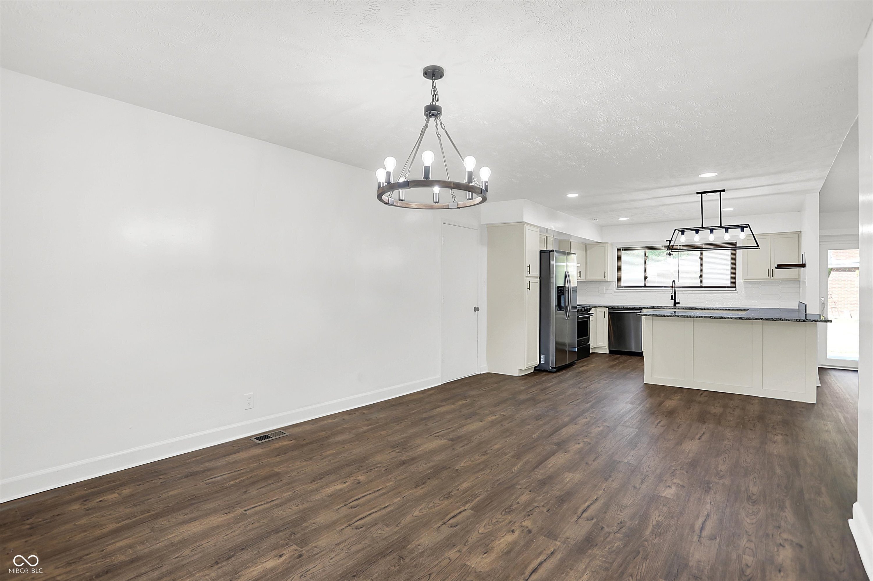7836 Lieber Road Indianapolis, IN 46260 - Photo 11 of 41 Gallery Image 11