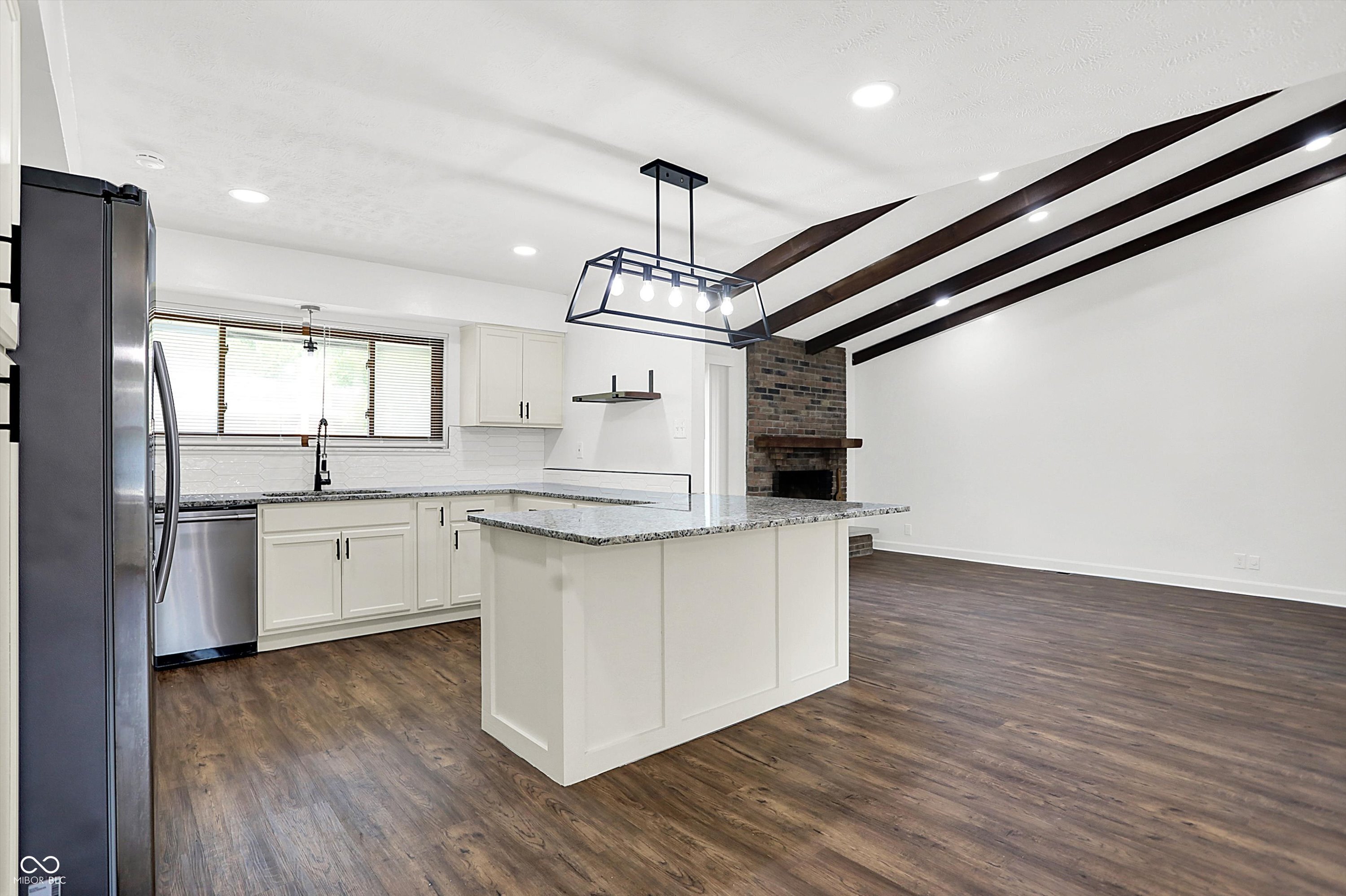 7836 Lieber Road Indianapolis, IN 46260 - Photo 12 of 41 Gallery Image 12