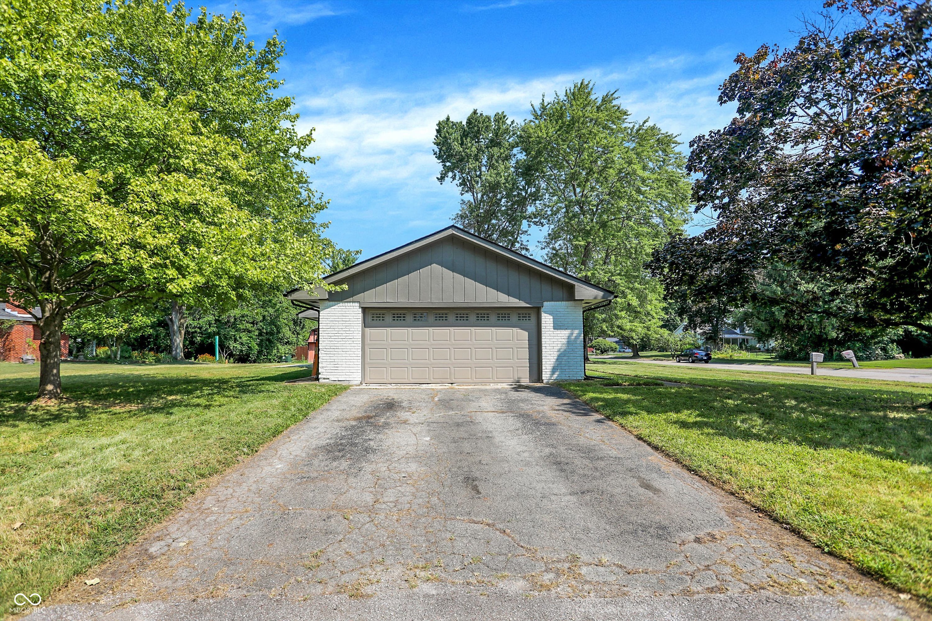 7836 Lieber Road Indianapolis, IN 46260 - Photo 40 of 41 Gallery Image 40