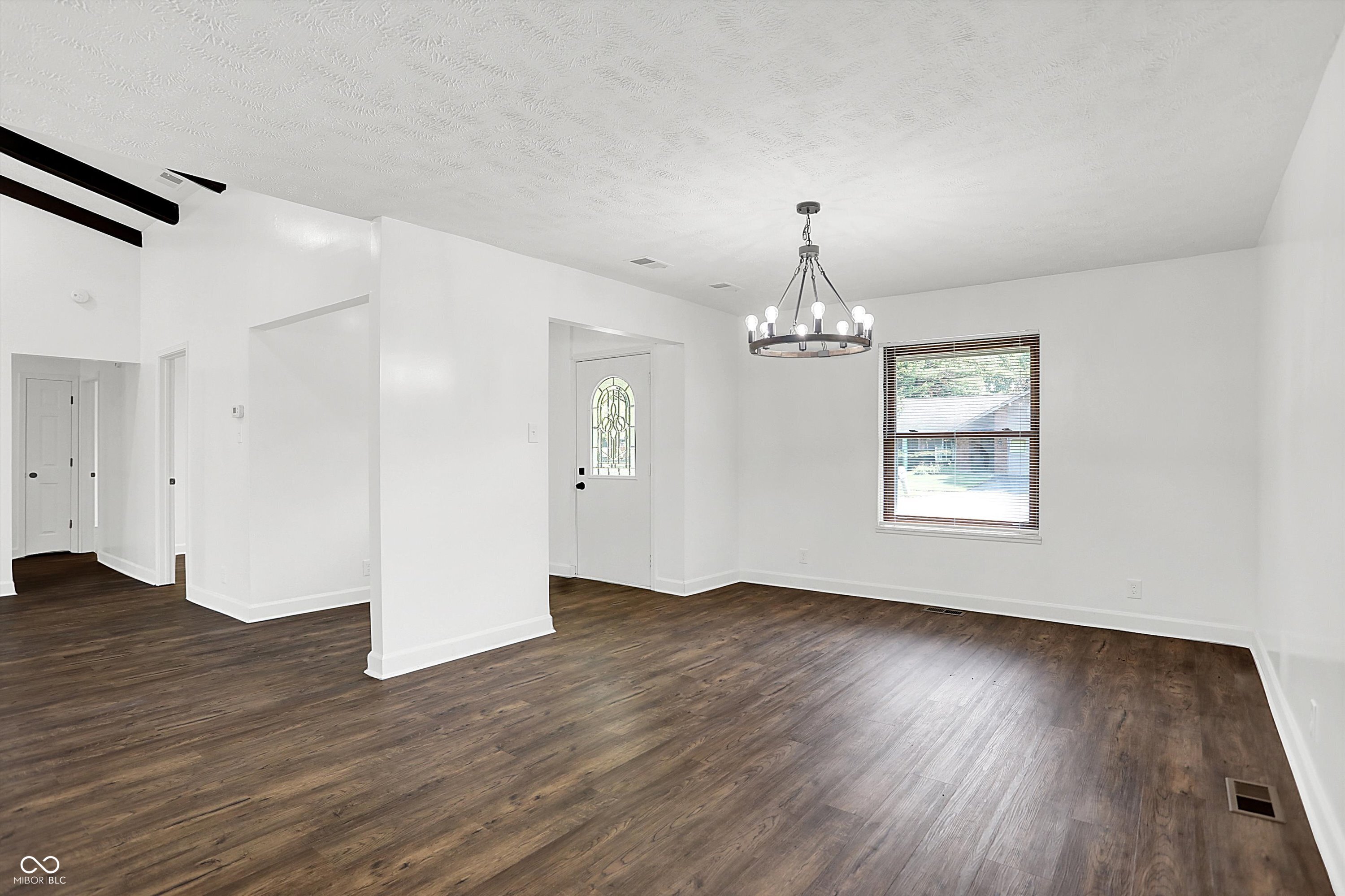 7836 Lieber Road Indianapolis, IN 46260 - Photo 8 of 41 Gallery Image 8