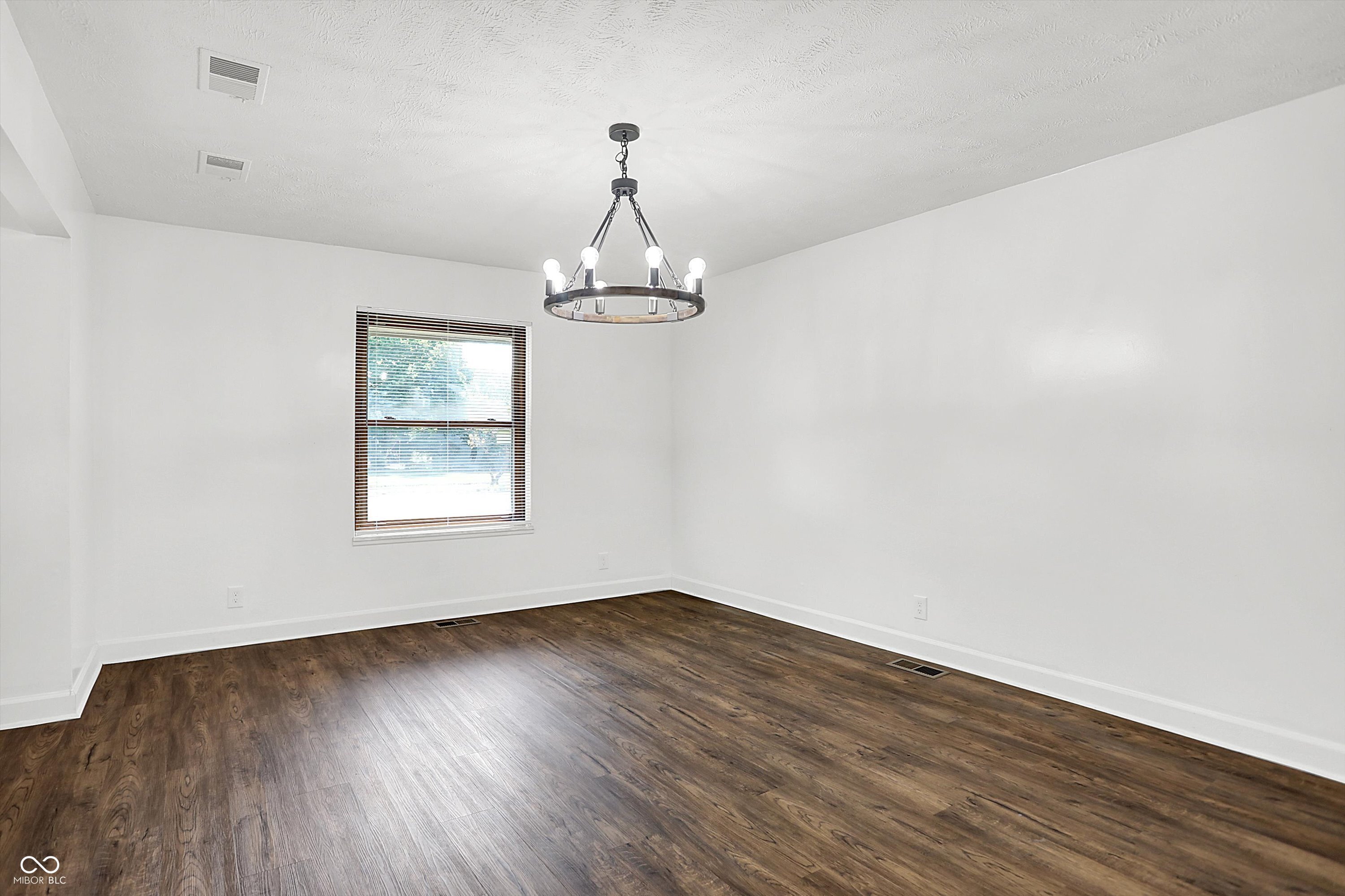 7836 Lieber Road Indianapolis, IN 46260 - Photo 9 of 41 Gallery Image 9