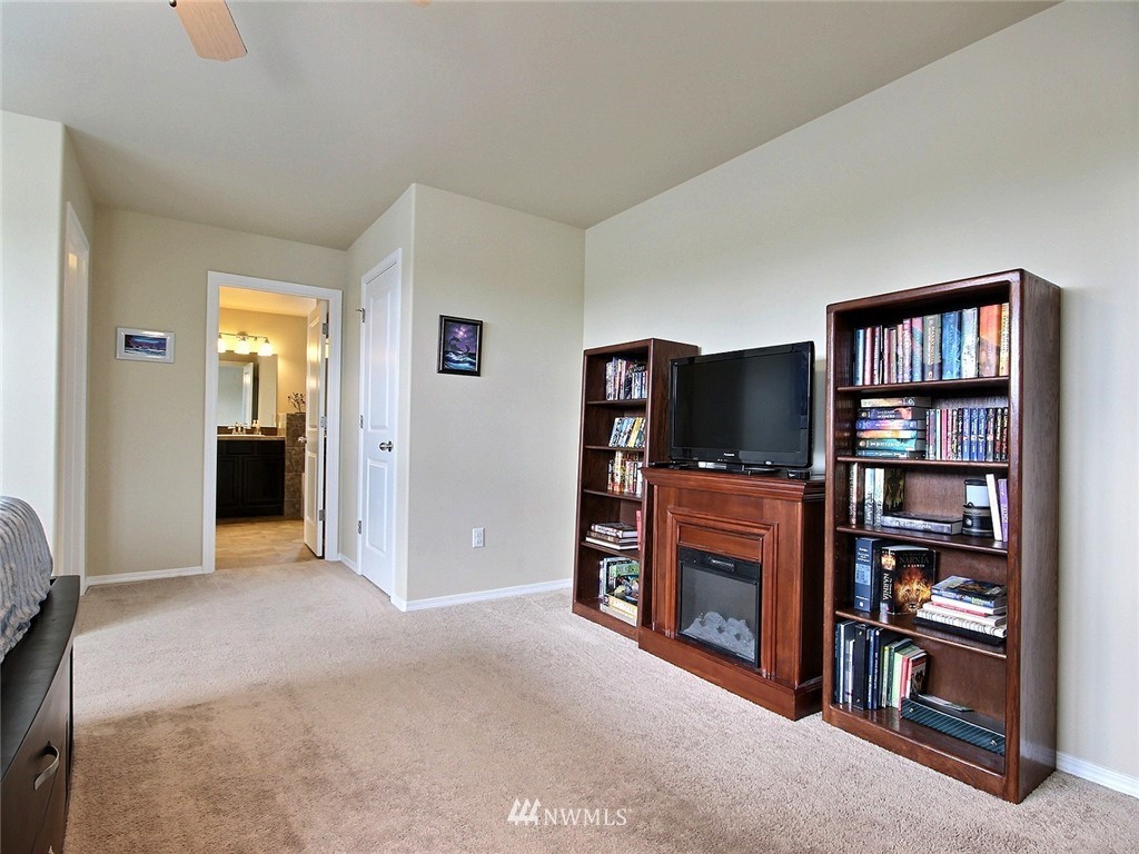 13432 Southeast 181st Street Renton, WA 98058 - Photo 18 of 25 Gallery Image 18