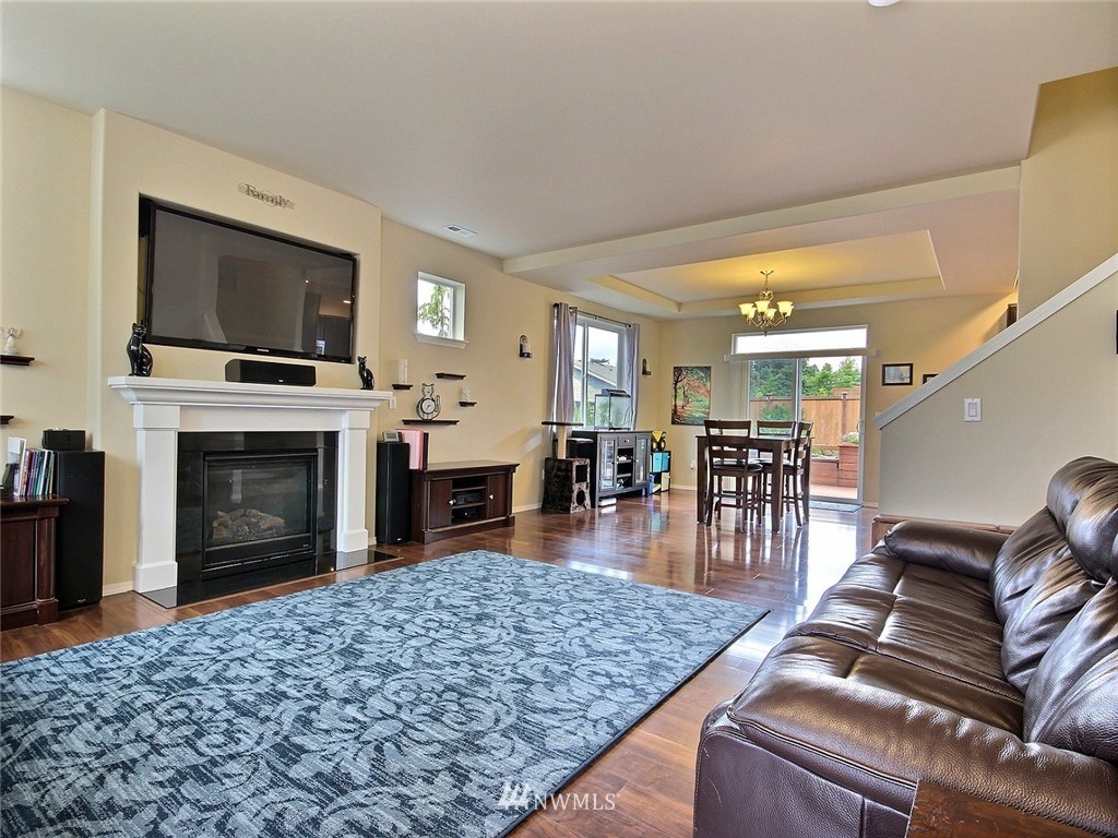 13432 Southeast 181st Street Renton, WA 98058 - Photo 3 of 25 Gallery Image 3