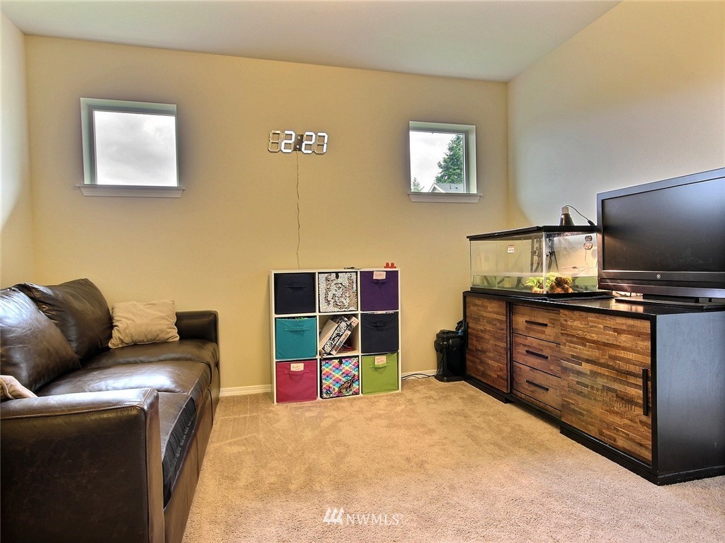 13432 Southeast 181st Street Renton, WA 98058 - Photo 23 of 25 Gallery Image 23