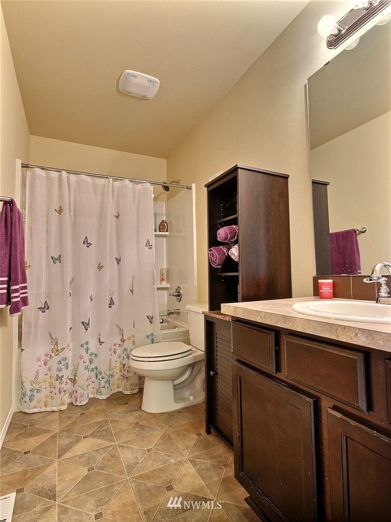13432 Southeast 181st Street Renton, WA 98058 - Photo 24 of 25 Gallery Image 24