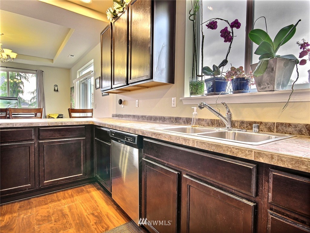 13432 Southeast 181st Street Renton, WA 98058 - Photo 8 of 25 Gallery Image 8
