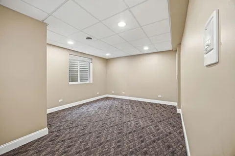 $6,000 | 408 North White Deer Trail, Vernon Hills, IL 60061