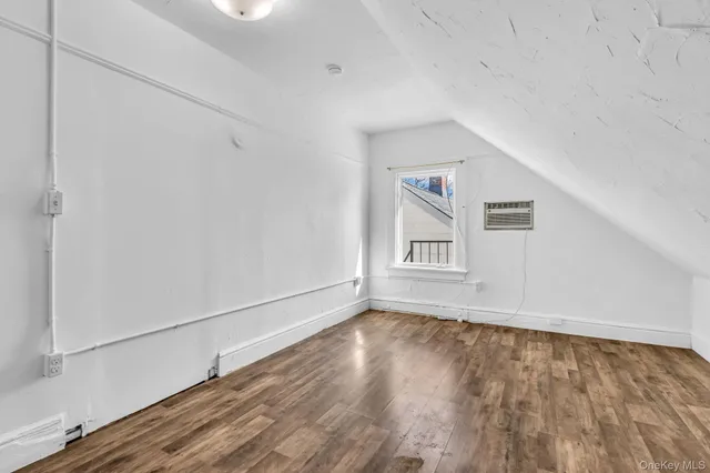 $2,100 | 64 Brookside Avenue, Nyack, NY 10960