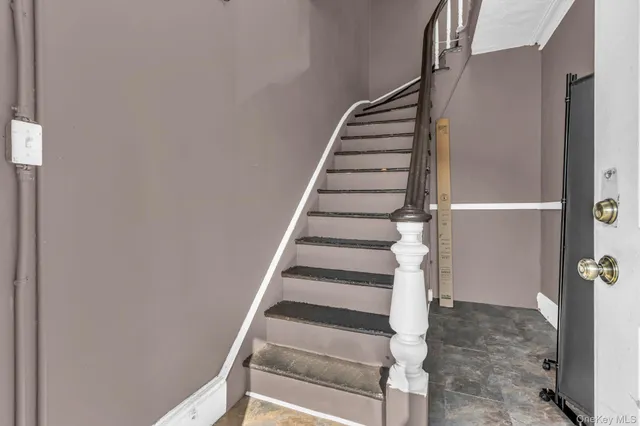 $2,100 | 64 Brookside Avenue, Nyack, NY 10960