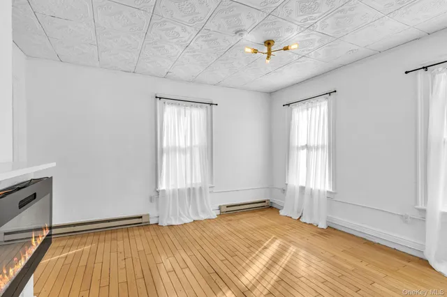 $2,100 | 64 Brookside Avenue, Nyack, NY 10960