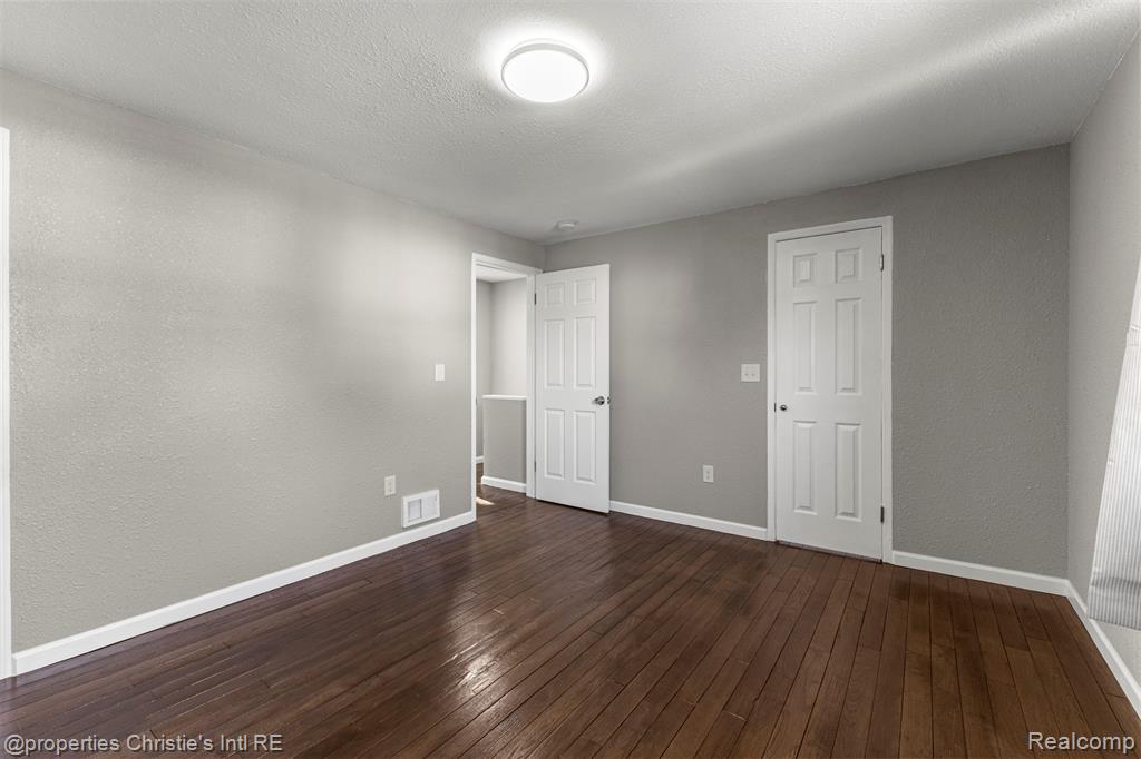 10842 Nottingham Road Detroit, MI 48224 - Photo 15 of 23