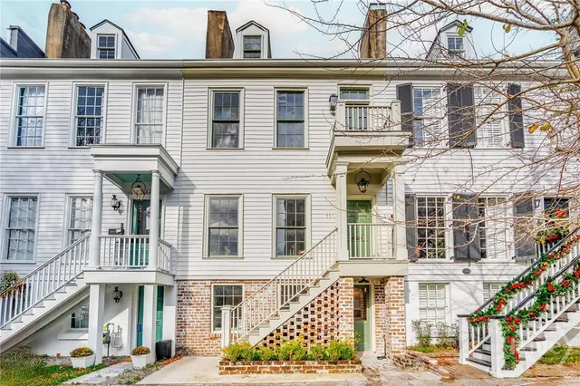 $1,995,000 | 110 West Taylor Street, Savannah, GA 31401