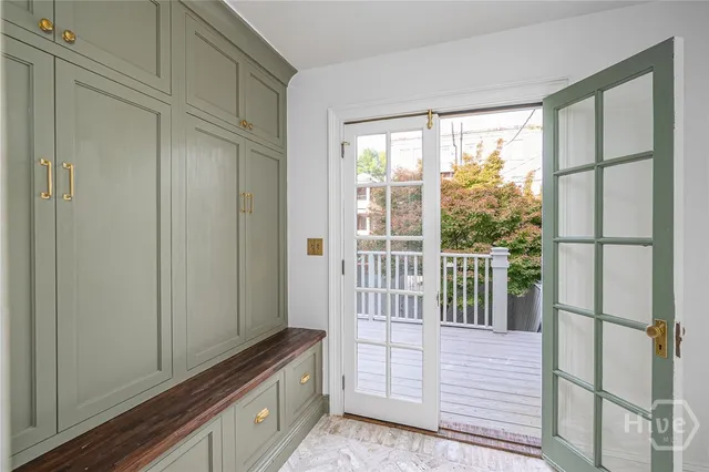 $1,995,000 | 110 West Taylor Street, Savannah, GA 31401