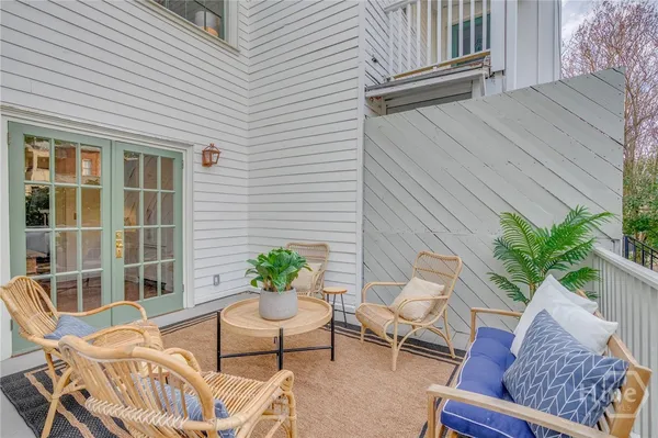 $1,899,999 | 110 West Taylor Street, Savannah, GA 31401