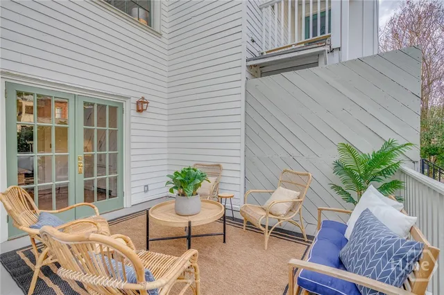 $1,995,000 | 110 West Taylor Street, Savannah, GA 31401