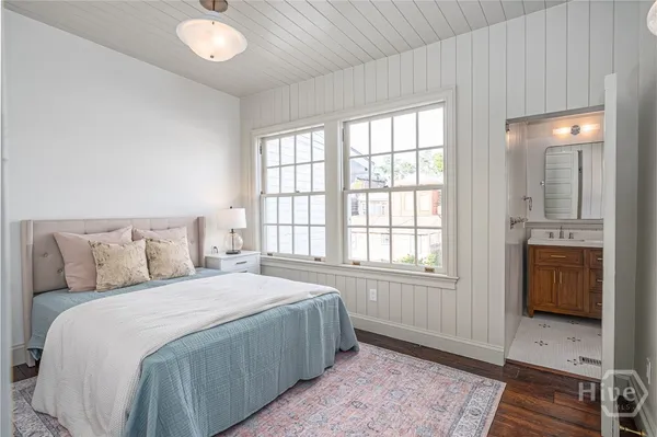 $1,899,999 | 110 West Taylor Street, Savannah, GA 31401