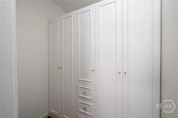 $1,899,999 | 110 West Taylor Street, Savannah, GA 31401