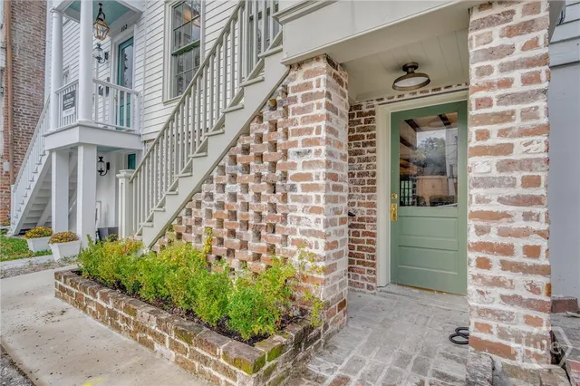 $1,995,000 | 110 West Taylor Street, Savannah, GA 31401