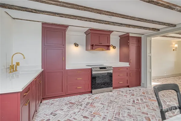 $1,899,999 | 110 West Taylor Street, Savannah, GA 31401