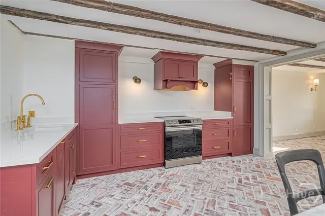 $1,995,000 | 110 West Taylor Street, Savannah, GA 31401