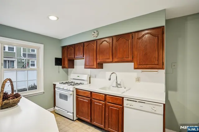 $445,000 | 593 Beverly Road, Teaneck, NJ 07666