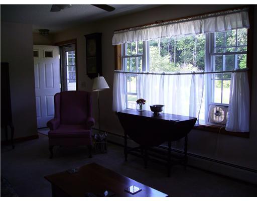 42 South Bay Road Franklin, ME 04634 - Photo 13 of 19 Living Room.