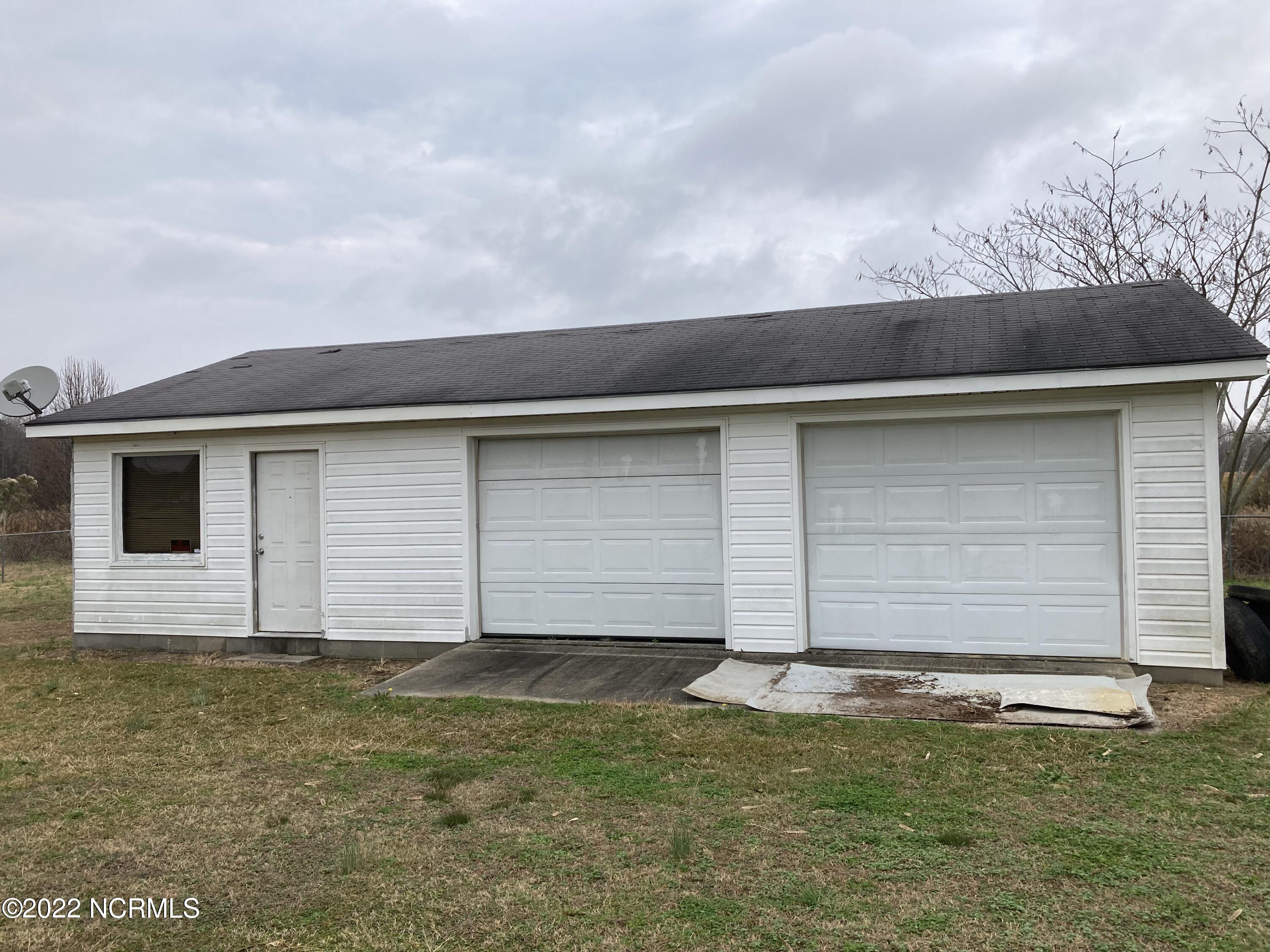 7112 Green Forest Road Lucama, NC 27851 - Photo 19 of 20 IMG_1297