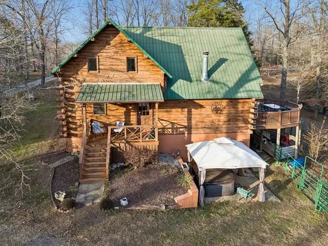 $675,000 | 20151 Ben Fly Road, Lyles, TN 37098