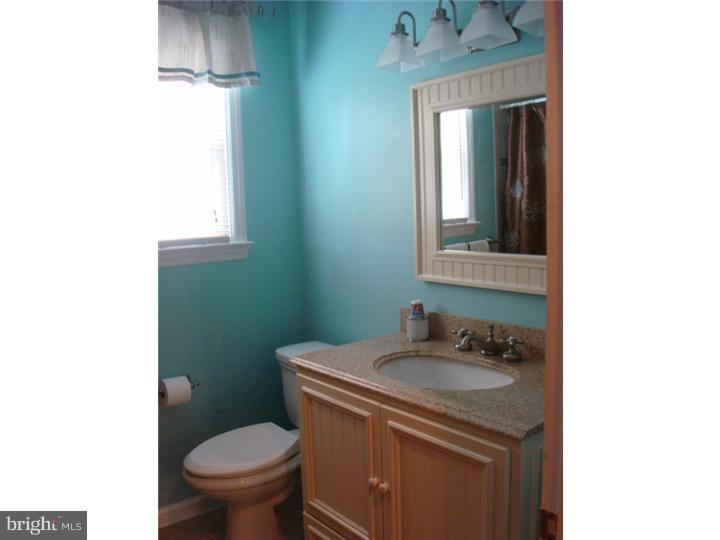 300 Summit Road Media, PA 19063 - Photo 12 of 25 Bathroom