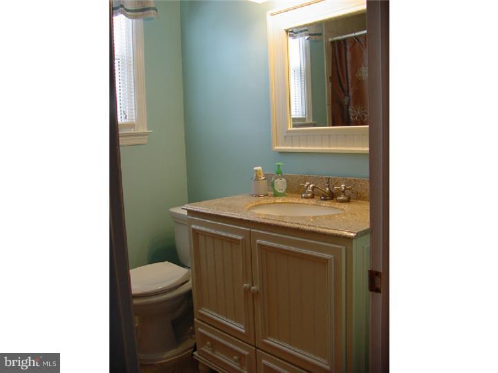300 Summit Road Media, PA 19063 - Photo 13 of 25 Bathroom