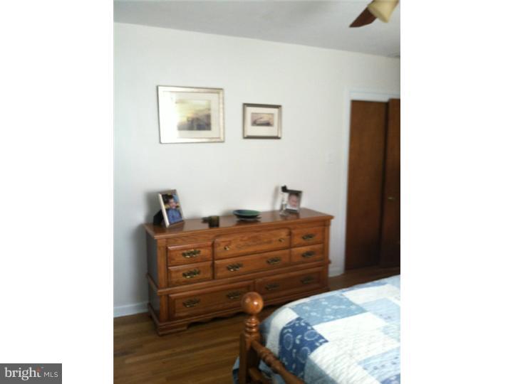 300 Summit Road Media, PA 19063 - Photo 17 of 25 Bedroom - Main