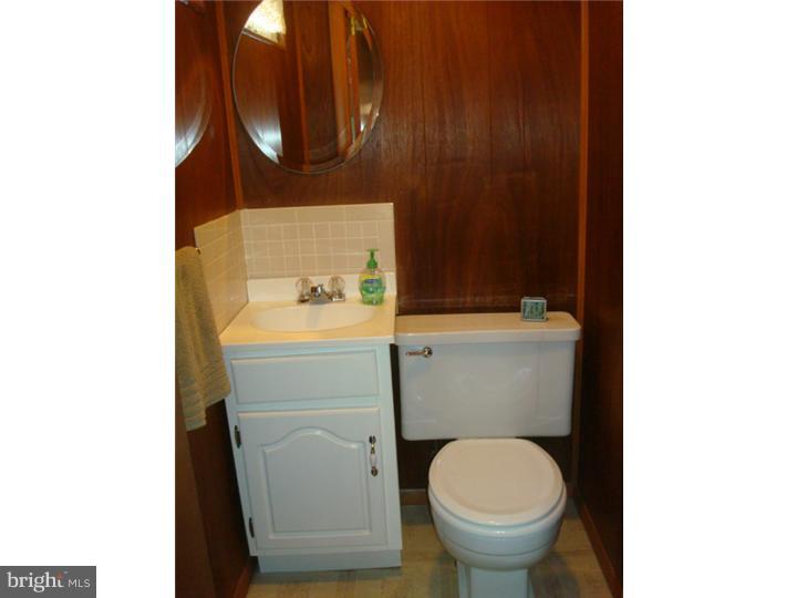 300 Summit Road Media, PA 19063 - Photo 24 of 25 Half Bath