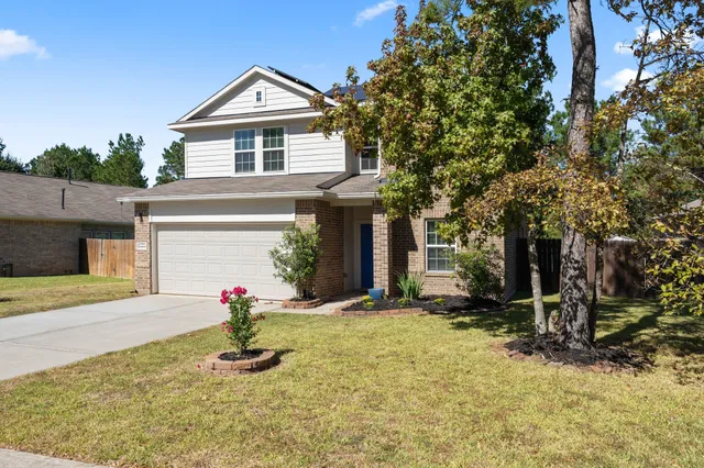 $319,000 | 18666 Legend Oaks Drive, Magnolia, TX 77355