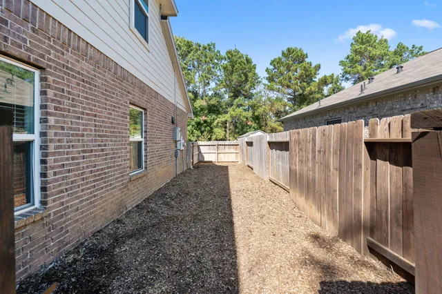 $319,000 | 18666 Legend Oaks Drive, Magnolia, TX 77355