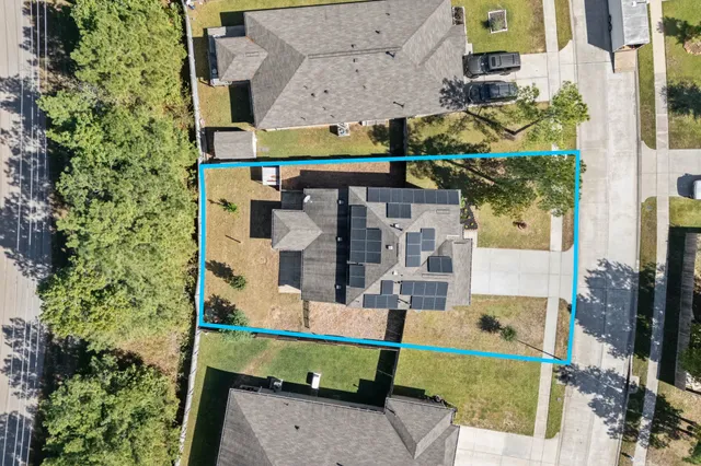 $319,000 | 18666 Legend Oaks Drive, Magnolia, TX 77355