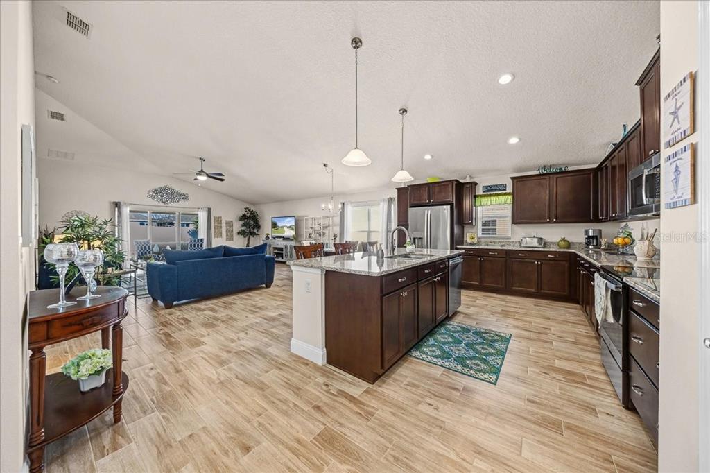 4977 Southwest 90th Place Ocala, FL 34476 - Photo 13 of 42